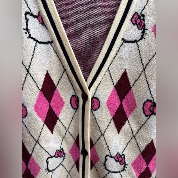 Hello Kitty & Friends Oversized Argyle Cardigan V-neck Button Up Sweater Size S - Picture 8 of 12
